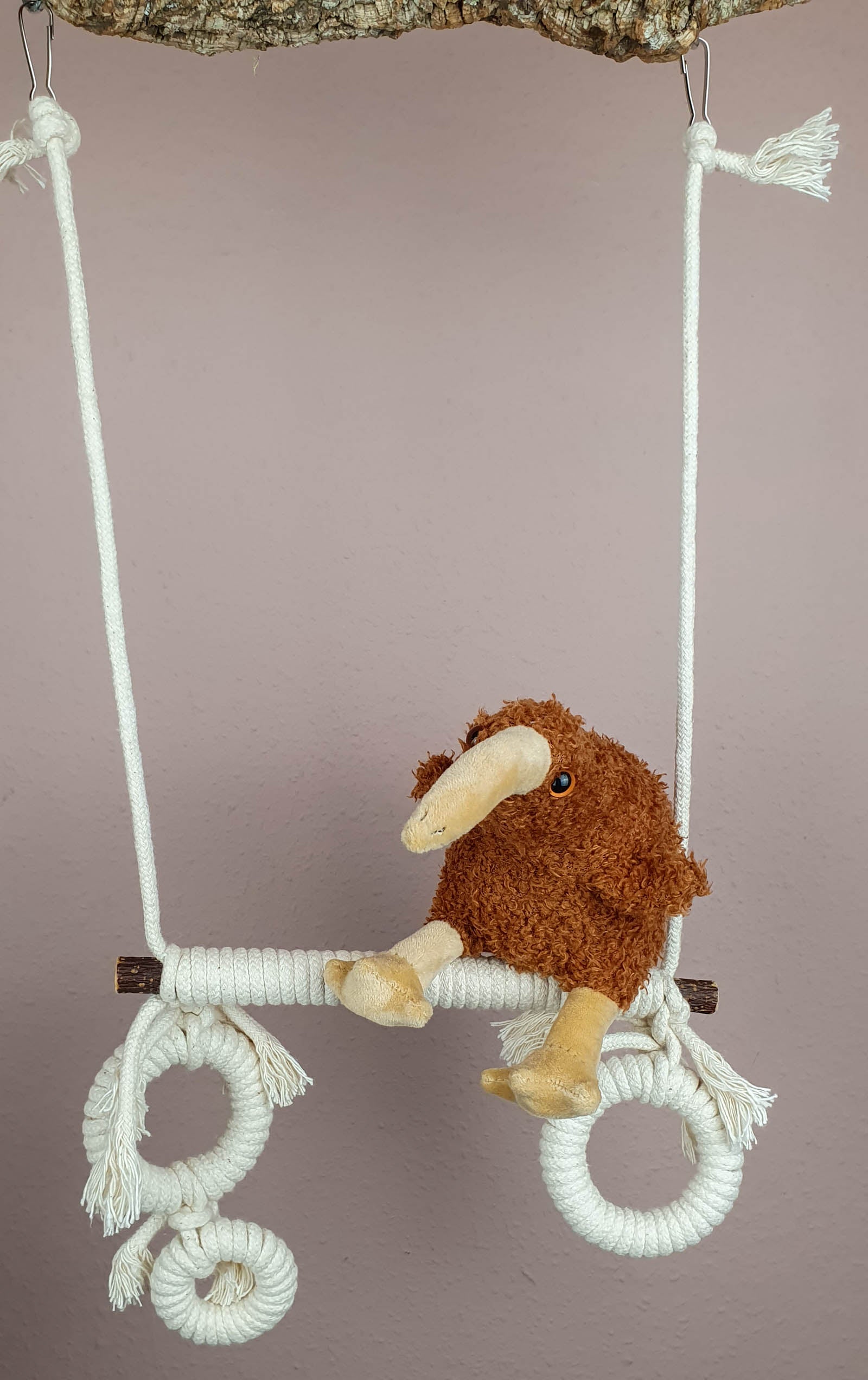 Vogel-Schaukel / Spielzeug aus Natur-Holz Sitz-Stange mit unbehandeltem Baumwoll-Seil  / Spielplatz Freiflug Fenster Handicap Wellensittiche